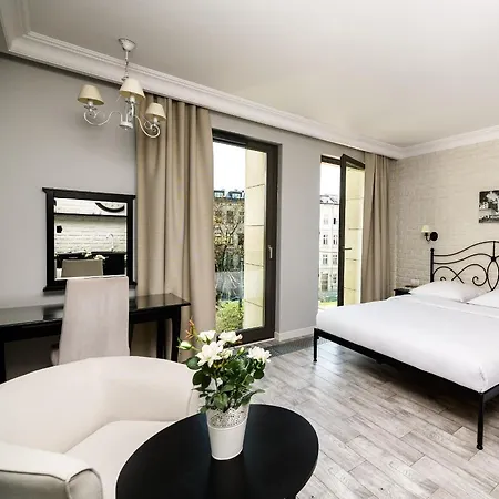 Apartment Native Sukiennicza 8 *