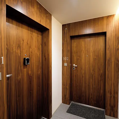 Native Sukiennicza 8 *